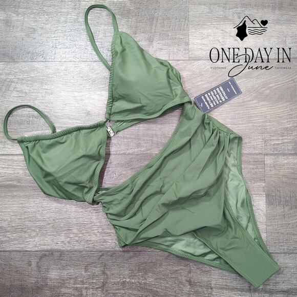 Blooming Jelly Cut Out One Piece Swimsuit Size M - Picture 3 of 7